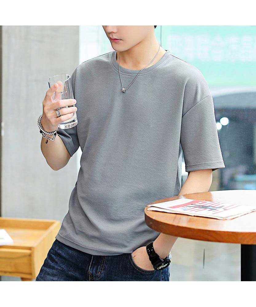 Grey short sleeve t shirt in plain 01