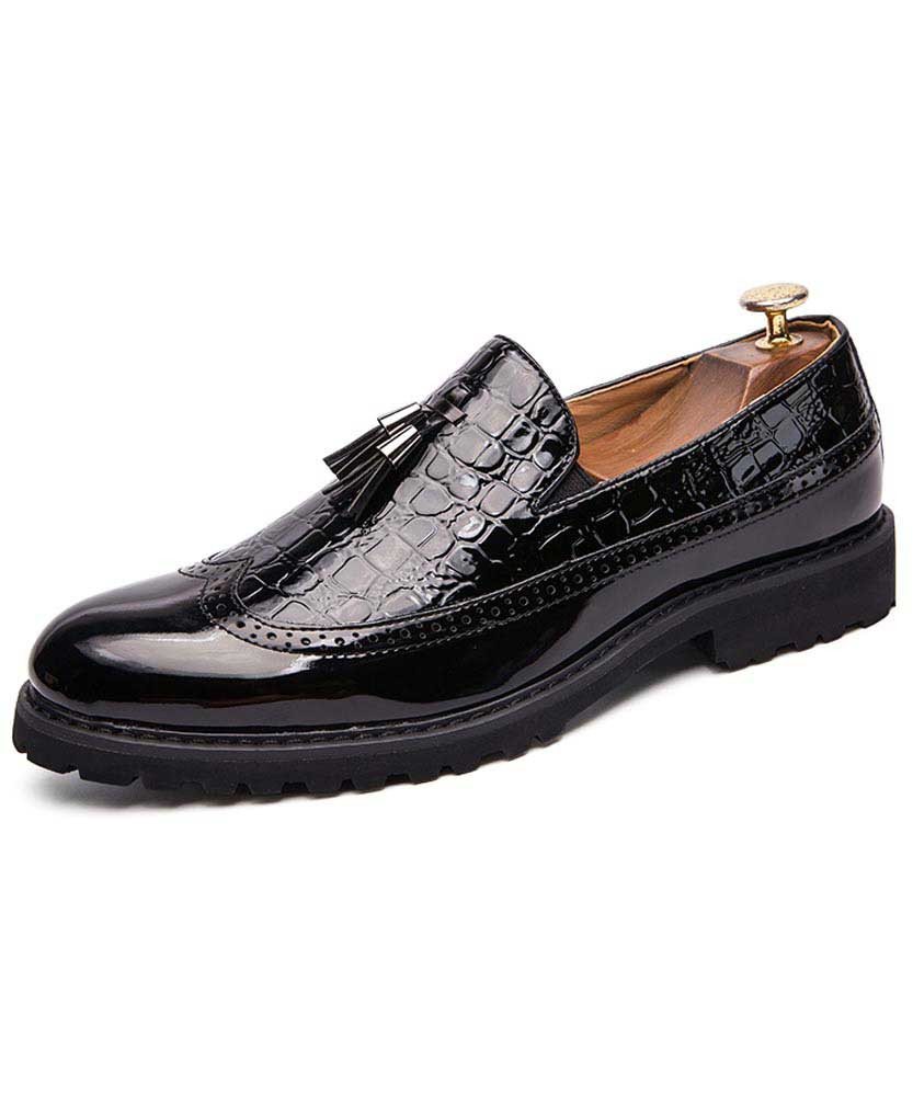 Men's black brogue croco patent slip on dress shoe with tassel 01