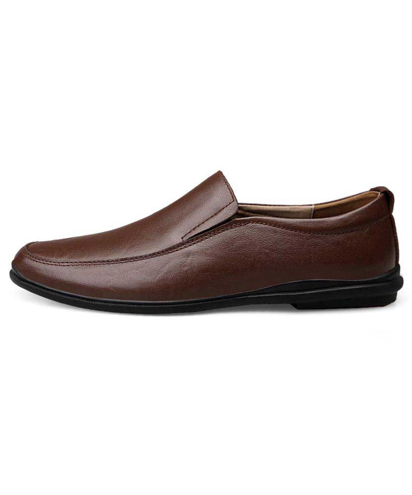 Brown plain leather slip on shoe loafer 