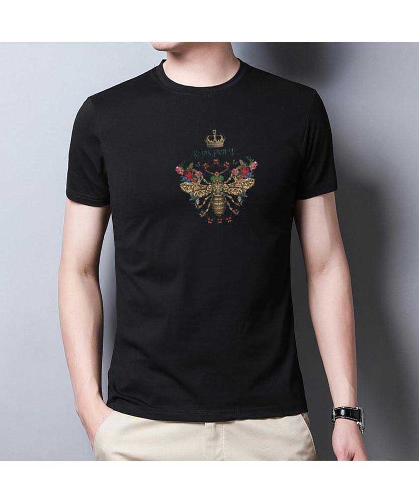 Men's black pattern print on chest short sleeve t-shirt 01