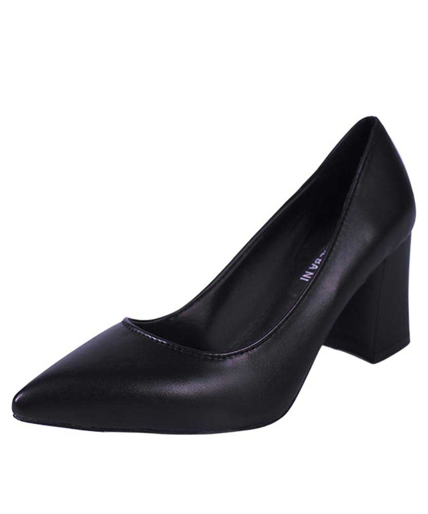 plain black leather court shoes