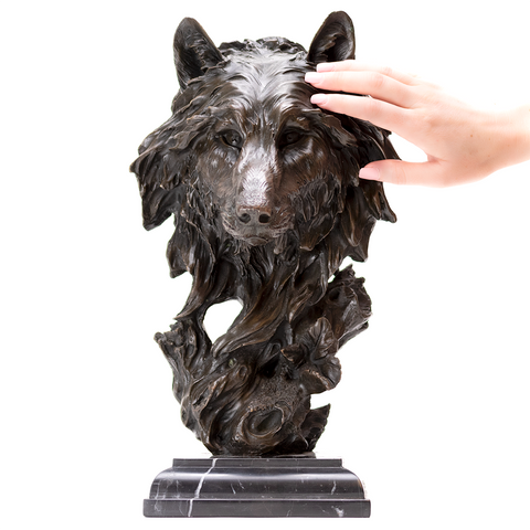 Bronze Wolf Sculpture - Scale