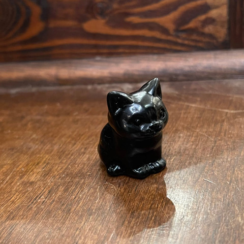 Obsidian - Carved Stone Cat