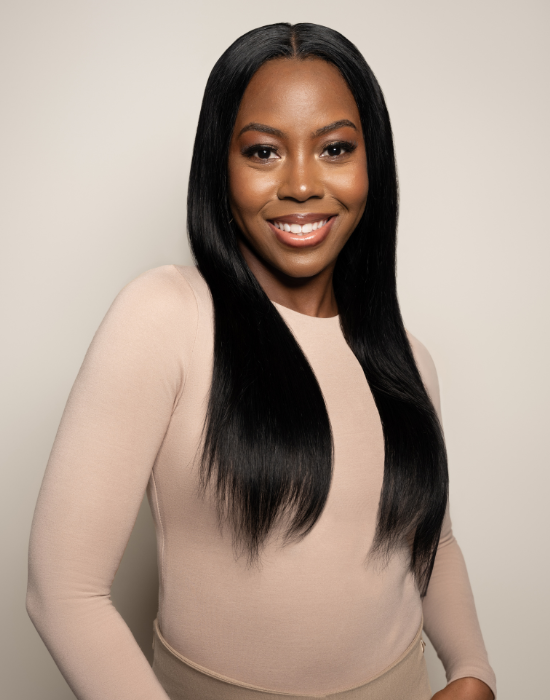 Woman wearing Feme HD Lace Wig Human Hair Straight 18"