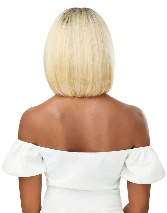 Outre Perfect Hairline HD Wig Jenisse back view