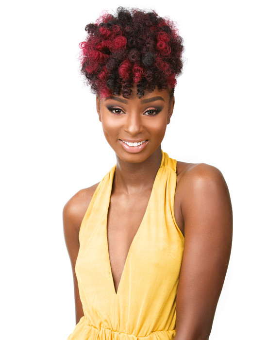 Woman wears Curlfinity - Grey Rod