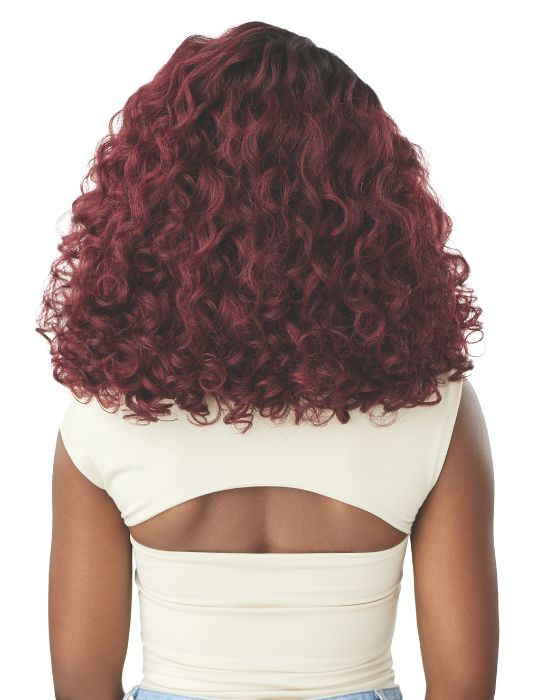 Woman wears Outre Melted Hairline - KINKYSOFT 4