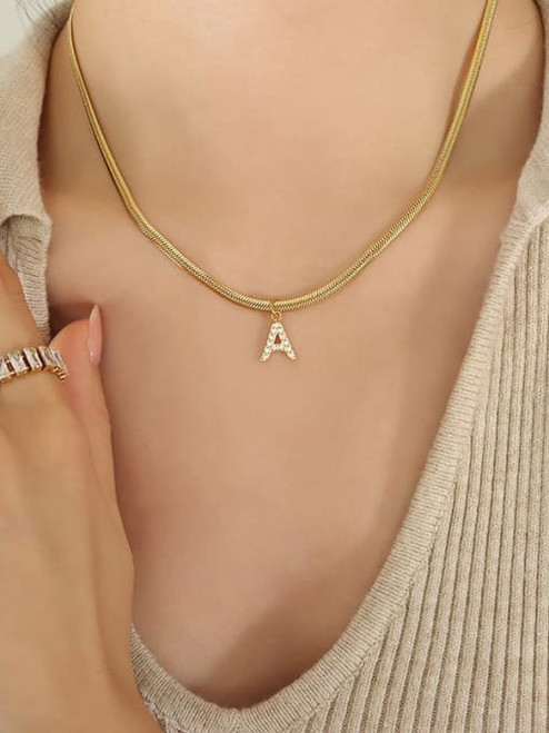 Smooth Chain Pave Letter Necklace