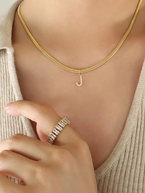 Smooth Chain Pave Letter Necklace