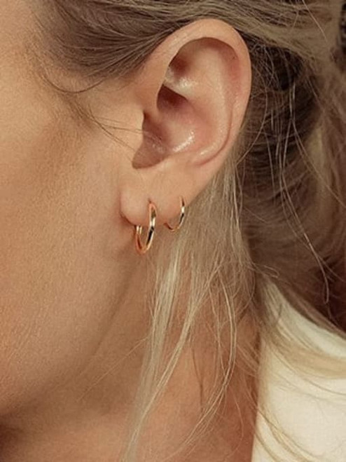 Spiral Double Hoops: Gold Or Silver