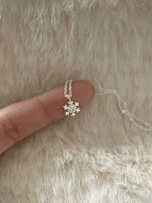 Snowflake Necklace: LAST FEW!