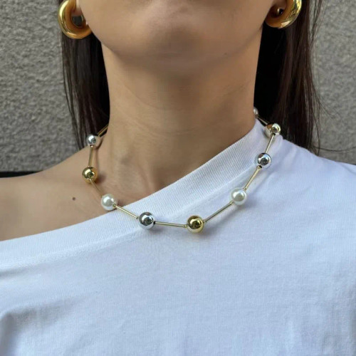 Two Tone Bead And Bar Necklace: LAST 3!