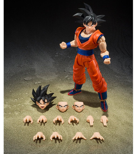 Bandai S.H. Figuarts Dragon Ball Z The Kind-Hearted Saiyan Son Goku Figure