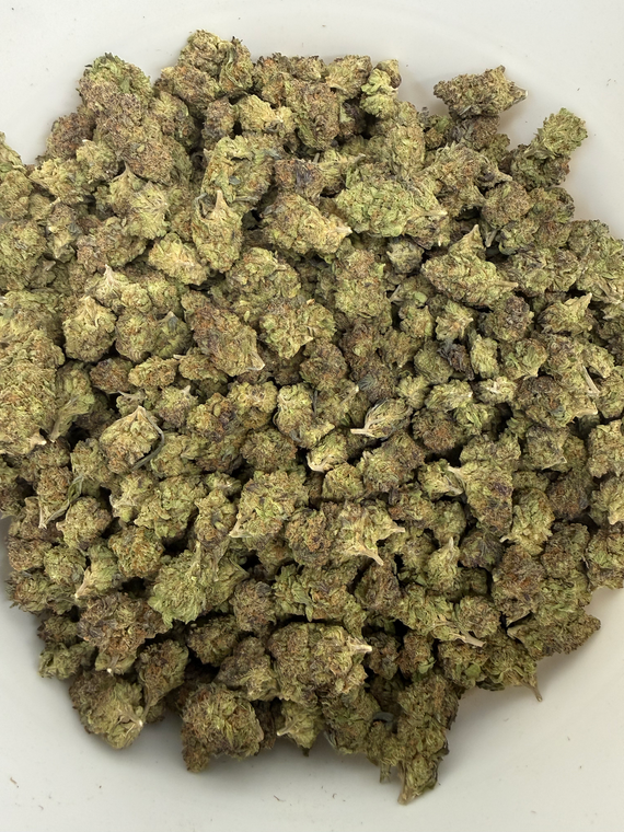 Lipsmacker Indoor Smalls 33% (Indica-Hybrid)