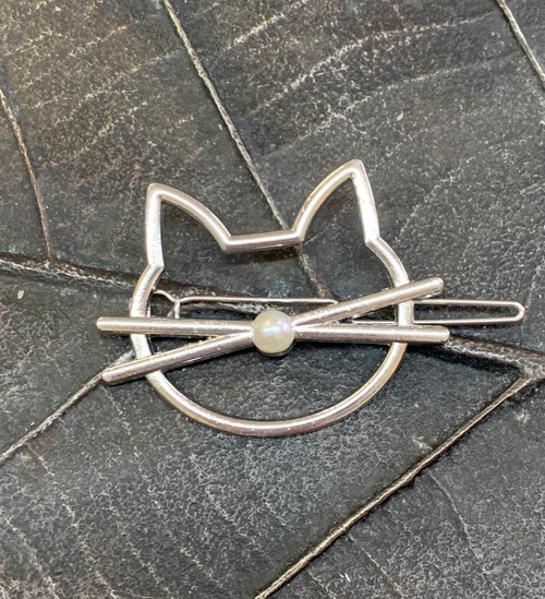 Cat Hair Clip with faux pearl- silver