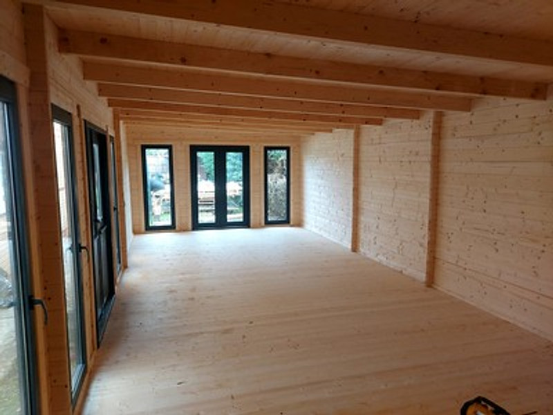 ​Finding the Perfect Space: Setting Up a Tattoo Studio in a Summerhouse