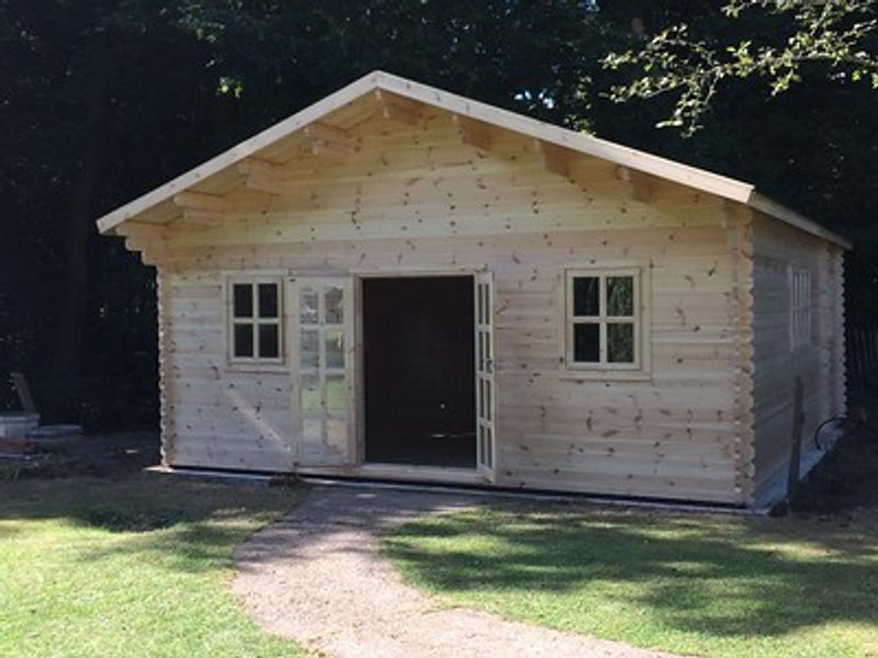  Exploring the Appeal of Bespoke Timber Buildings: Why Customers Prefer Custom Designs