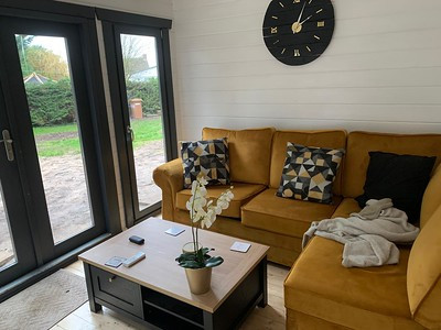 ​Get Ready for Spring/Summer 2025! :  Summerhouse/Cabin Interior Ideas