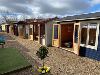 Choosing the Perfect Retailer for your Log Cabin or Summerhouse