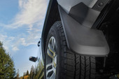 HUSKYLINER 58441 FR MD GRD 15 F150 NO FLRE Direct-Fit; Set of 2; Contoured; Without Logo; Black; Thermoplastic; Screw On