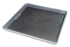 WIRTHCO 40092 UTILITY TRAY BLACK 22X22 2 Gallon Capacity; 22 Inch Length x 22 Inch Width; 1-1/2 Inch Height; Polypropylene