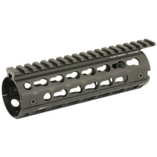 Leapers, Inc. - UTG Model 4/15 Quad Rail, Fits AR Rifles, Carbine Length, Black MTU001