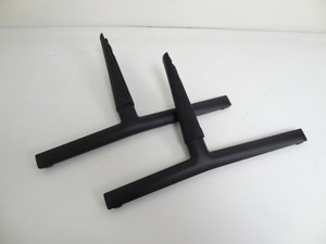 Samsung QN85Q60AAFXZA Stand Legs
