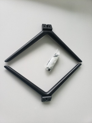 Hitachi 50C61 Stand Legs W/Screws