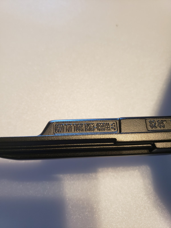 Samsung QN85Q70TAF UN85TU8000F UN86TU9010F Stand Legs