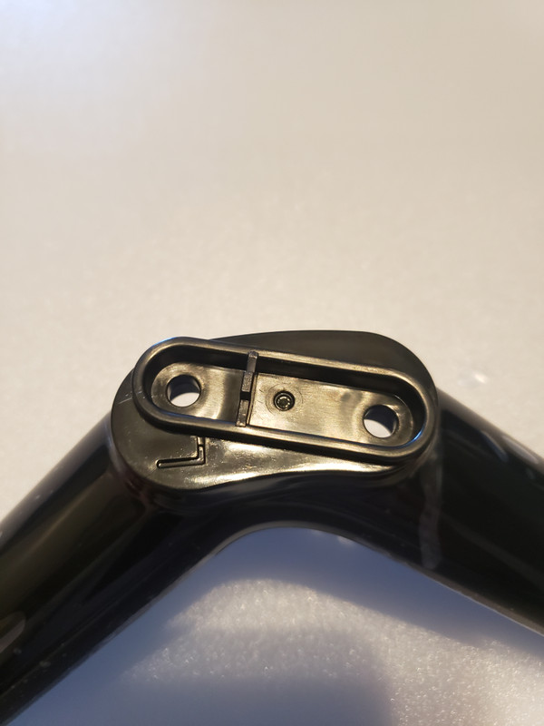 Onn 100012589 Stand Legs W/Screws