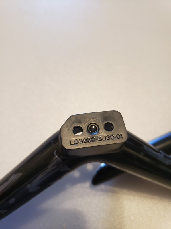 Onn 100012584 Stand Legs W/Screws