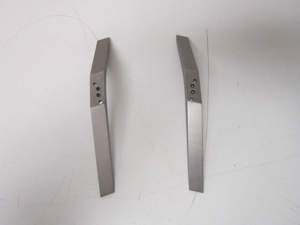 TCL 50FS3850 Stand Legs W/Screws - NEW