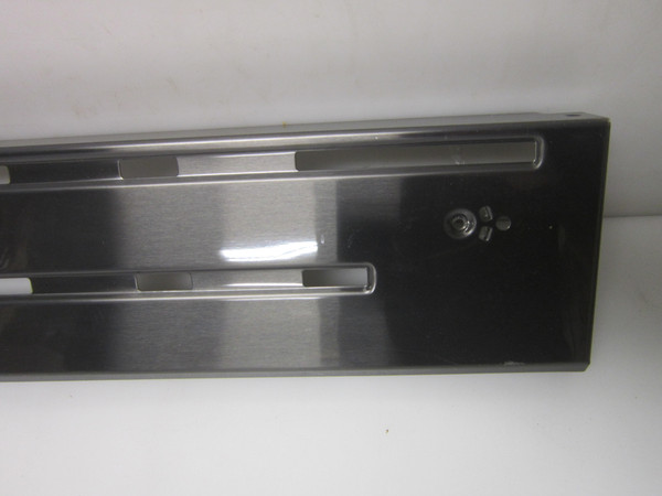 Frigidaire GCRG3060ADC Oven Door Trim Vent Grille 5304516889