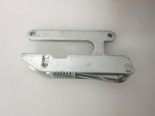 Danby DR202BGLP Oven Broiler Door Hinge Assembly WS01L15148