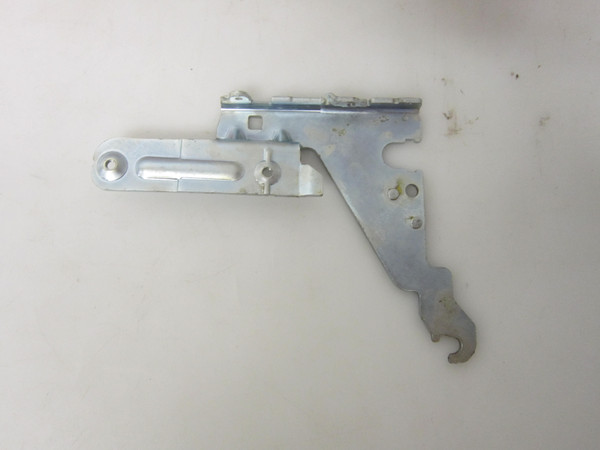 Bosch SGE68X55UC/77 Dishwasher Door Hinge - Right 12005775