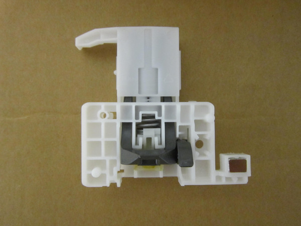 Bosch SGE68X55UC/77 Dishwasher Door Latch Lock 10006917