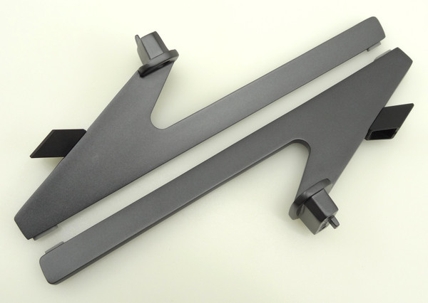 Hisense 55U8H 2276-01-ALX-1(500974-309616) Legs w/Screws - Used