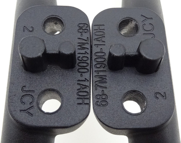 Pre-Owned Insignia NS-70F501NA25, NS-75F501NA25 68-7M1900 Legs w/Screws