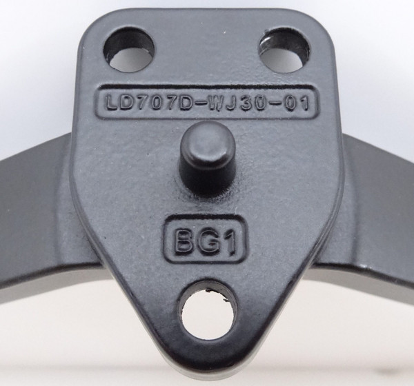 New Roku 65R4A5R, 65R4AX LD707D-WJ30-01 Legs w/Screws