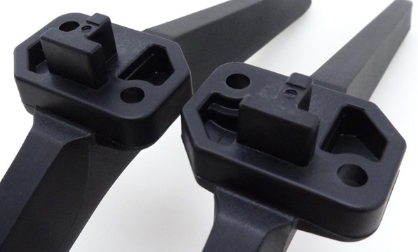 New Hisense 58R6E5 RSAG8.078.7346 Legs w/Screws