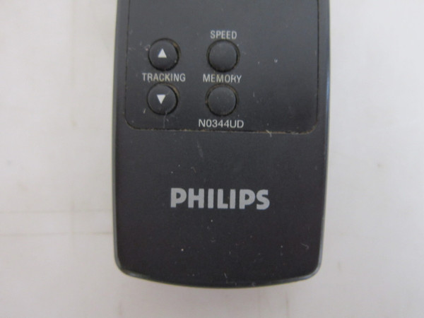 Philips CCC090AT, CCC190AT32 TV / VCR Combo Remote N0344UD-USED