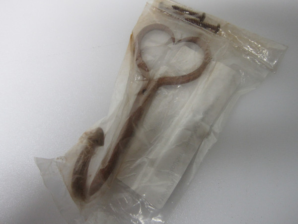 Signature Hardware Coat And Hat Hook (Wrought Iron Heart Hook - Rust) 015049RU