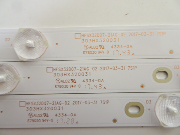 Vizio D32HN-E4 LED Backlight Strip Set (3) 303HX320031