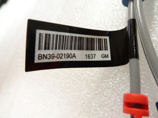 Samsung AV Adapter Cable Accessory - BN39-02190A