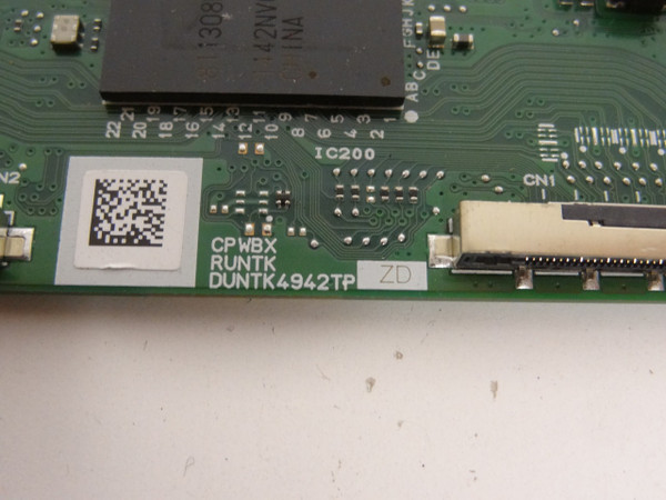 Element ELEFW701A T-Con Board (RUNTK4942TPZD) DUNTK4942TPZD