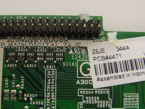 Sanyo DP26640 P26640-06 Main Board (1LG4B10Y0880A, Z6JE) 1LG0B10Y08300