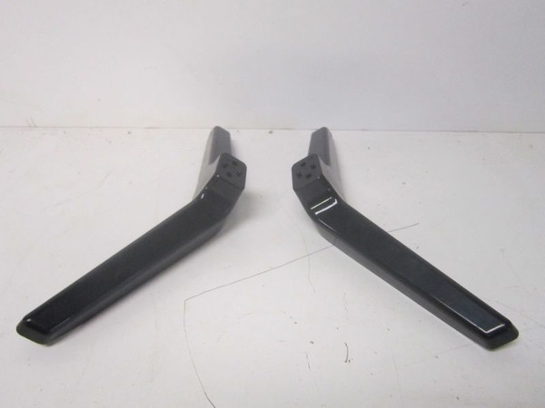 Avera 55AER10 TV Stand Legs w/ Screws