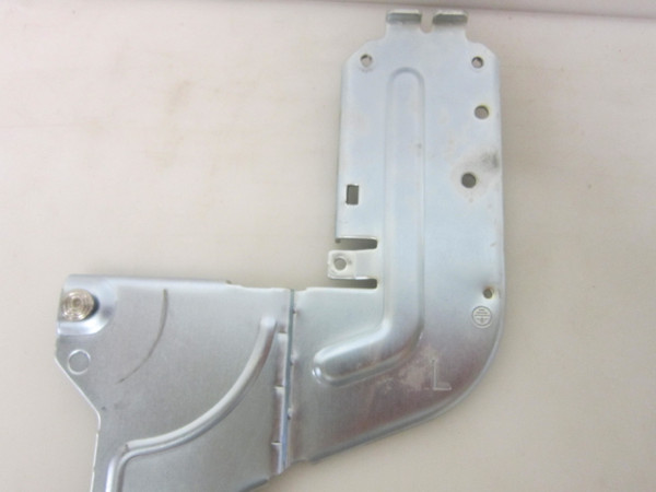 LG LSDF9962ST/00 Dishwasher Door Hinge Support Bracket - Left 4775ED3003A