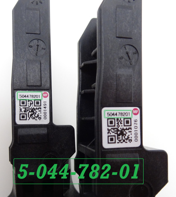 Pre-Owned Sony KD-43X77L 5-044-782-01 Stand Legs