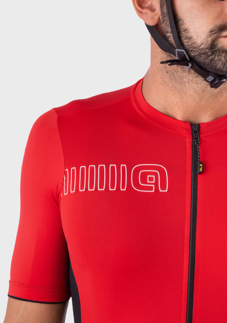 ALE' Color Block Solid Red Jersey